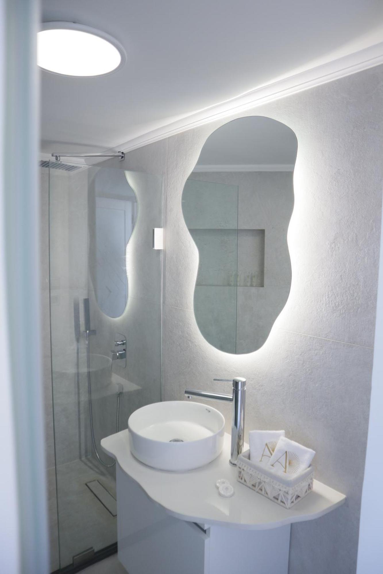 Aqualand Hotel & Resort Батрун Екстер'єр фото